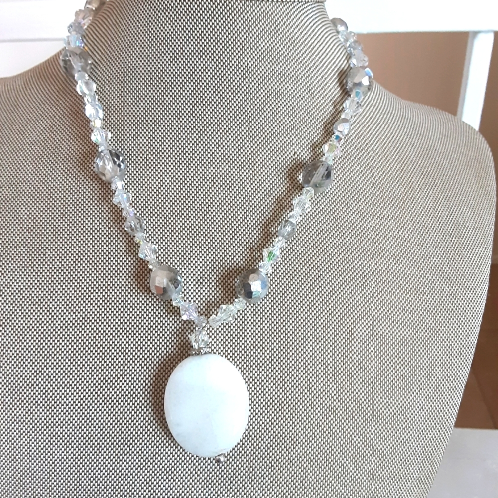 White Stone Beaded Necklace
